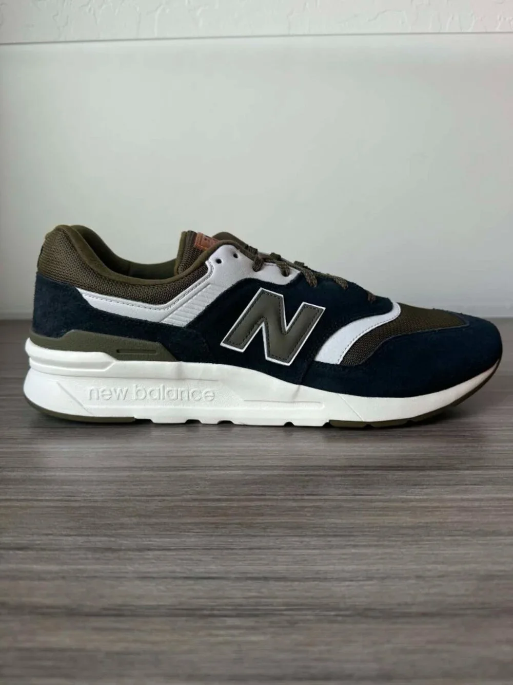 New Balance Men's 997 Sneakers Shoes Size 14 $100 Black/Dark Green